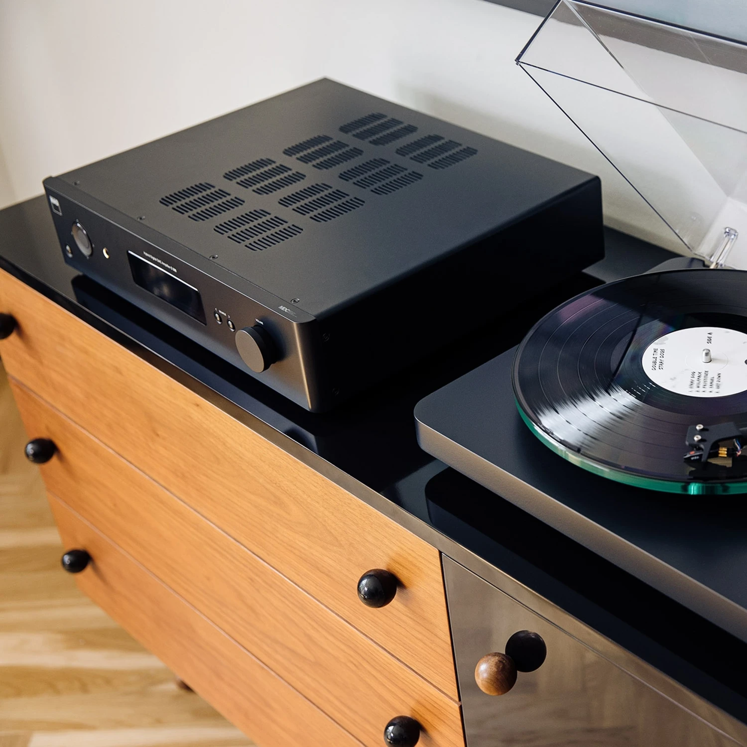 Integrierter VerstärkerNAD C3684.740 Anzeigen – Bild 11